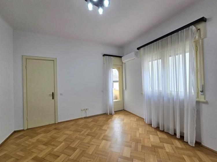 Apartament cu 8 camere în Dorobanți