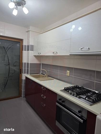 Apartament cu 3 camere în Micro 17