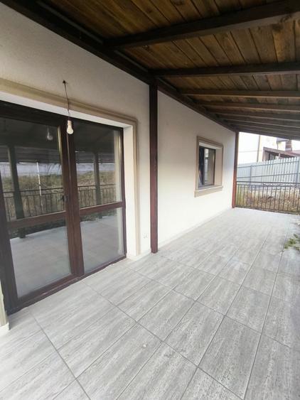 Casă individuală cu 5 camere cu Canalizare în Valea Lupului