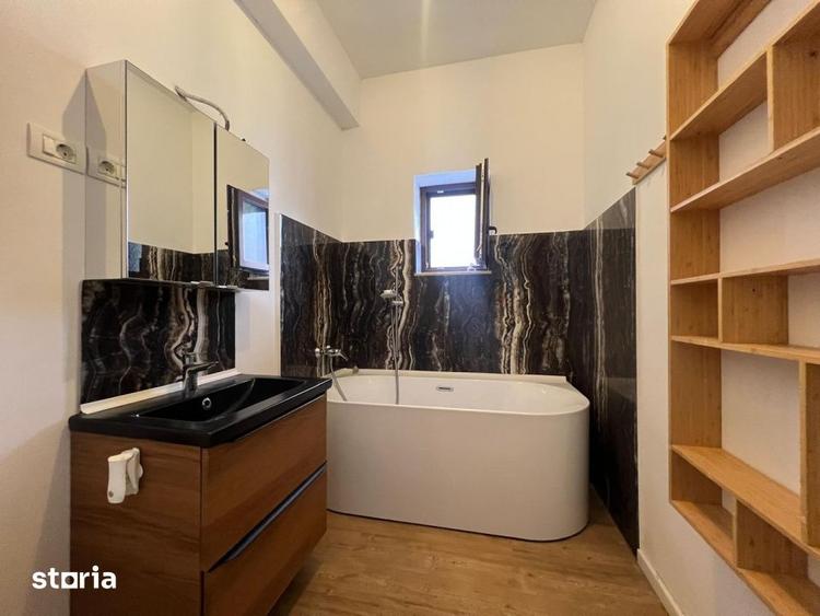 Apartament cu 3 camere, mobilat în Km 4