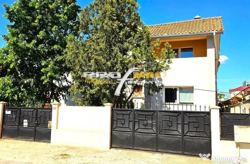 Casă cu 6 camere cu Teren 500 Mp în Nord