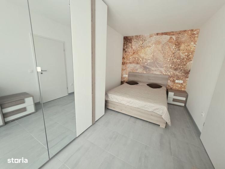 Inchiriez 2 camere open space Tractorul Coresi cu AC , pet friendly - 6
