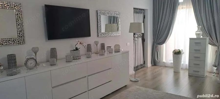 Casă cu 5 camere în Central