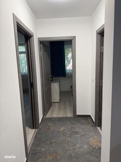 Apartament cu 3 camere decomandat în Exterior Vest