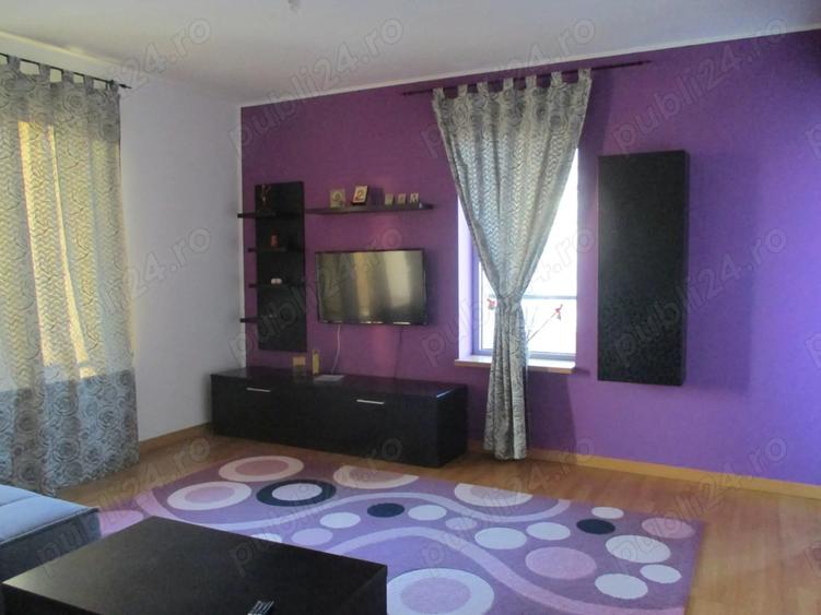 Apartament cu 3 camere decomandat, mobilat în Văcăresti