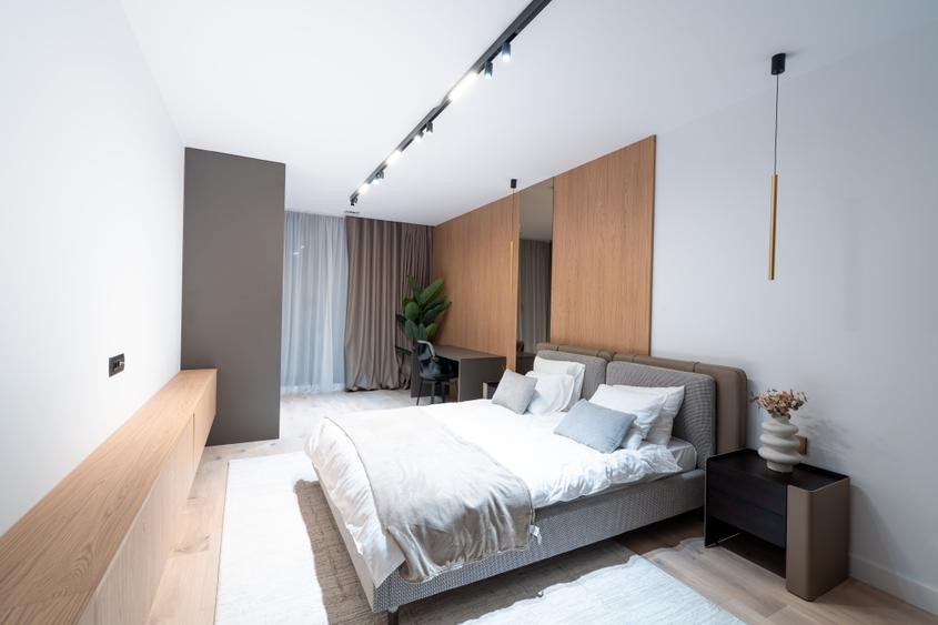 Duplex cu 5 camere cu Canalizare în Pipera