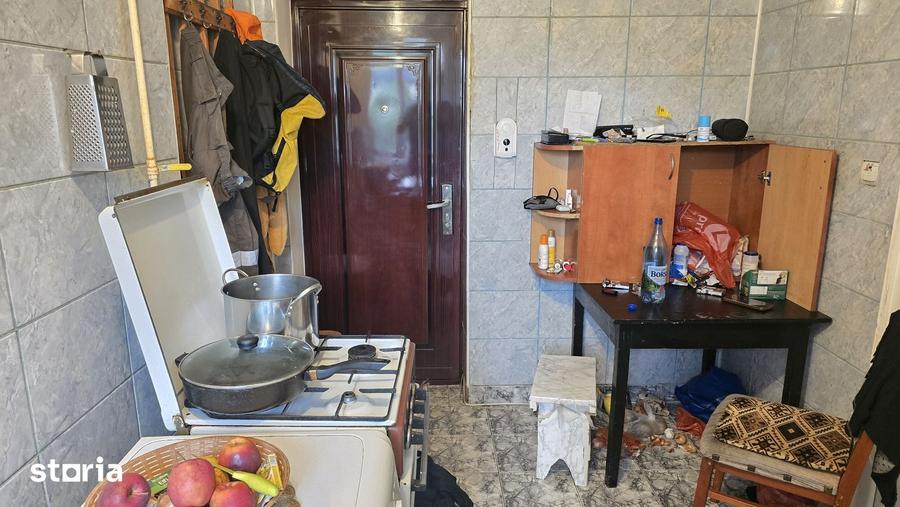 Vand apartament cu 2 camere in Deva, zona Al. Motilor et. 1, - 1