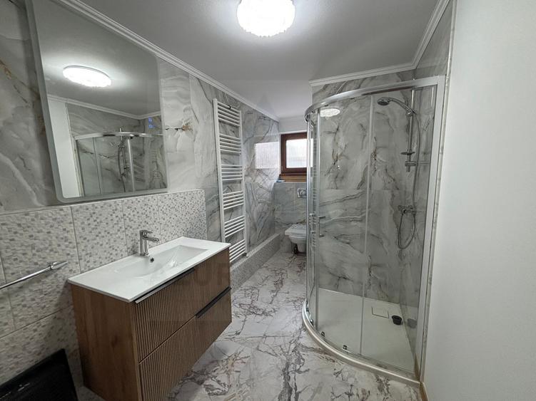 Casă individuală cu 5 camere cu Canalizare în Exterior Vest