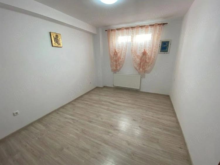 Spațiu comercial, de 210 mp, în Exterior Vest