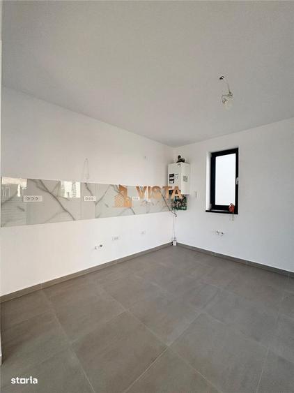 Casă cu 4 camere cu Teren 335 Mp în IAR