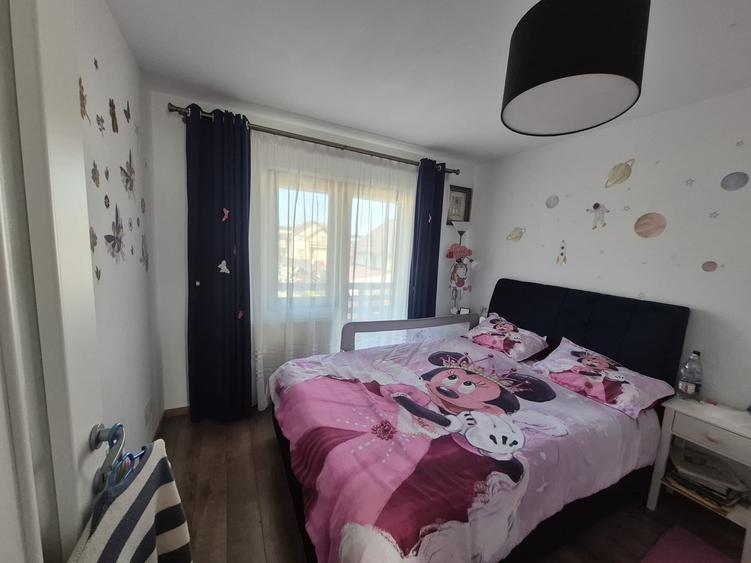 Casă individuală cu 4 camere cu Canalizare în Miroslava