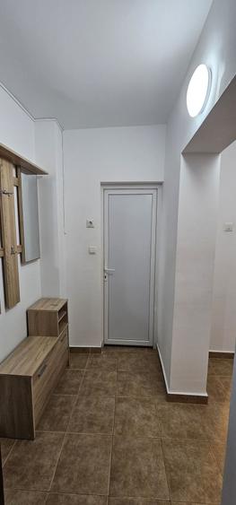 Apartament cu 2 camere decomandat în Exterior Vest
