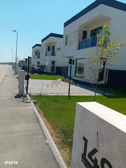Casă cu 3 camere cu Teren 335 Mp în Vidra
