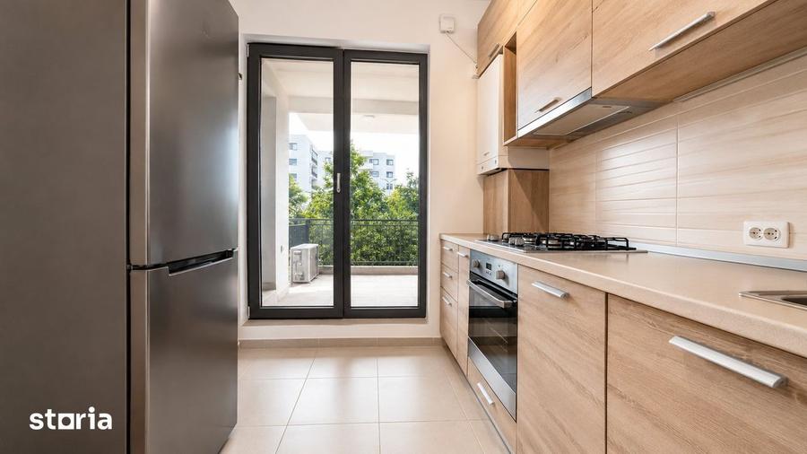 Apartament cu 3 camere, mobilat în Băneasa