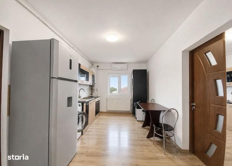 Apartament cu 3 camere decomandat în Soarelui