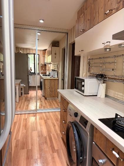 Apartament cu 2 camere semidecomandat în Dacia