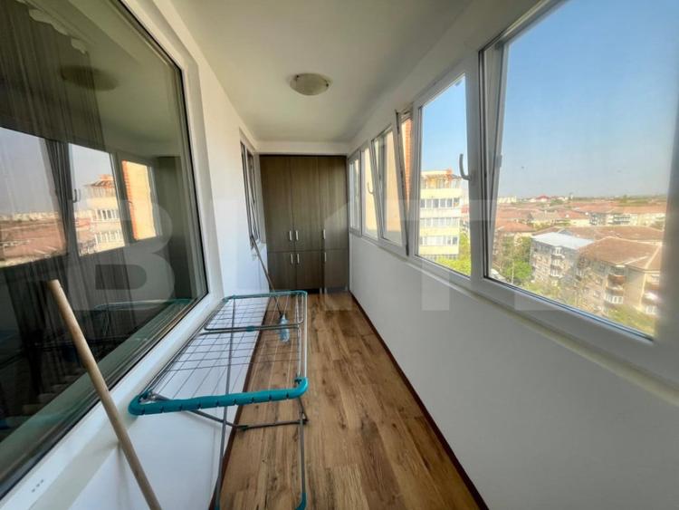 Apartament cu 3 camere semidecomandat în Rogerius