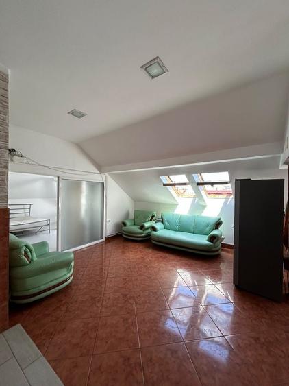 Apartament cu 3 camere decomandat în Dosu Bricii