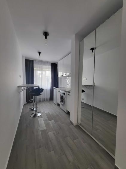Apartament cu 2 camere semidecomandat în Sud