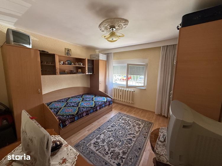 Garsoniera de vanzare - Scoala nr. 8, parter - 5