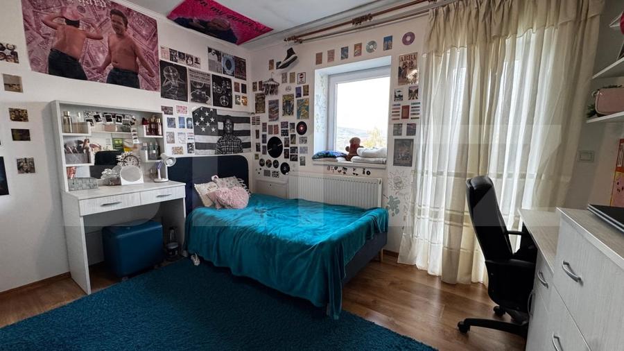 Duplex cu 5 camere cu Canalizare în Micești