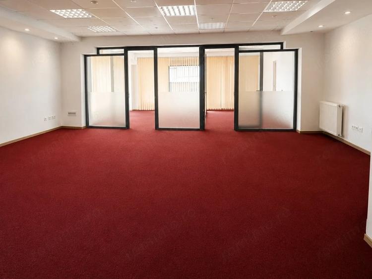 Spațiu comercial, de 177 mp, în Ultracentral