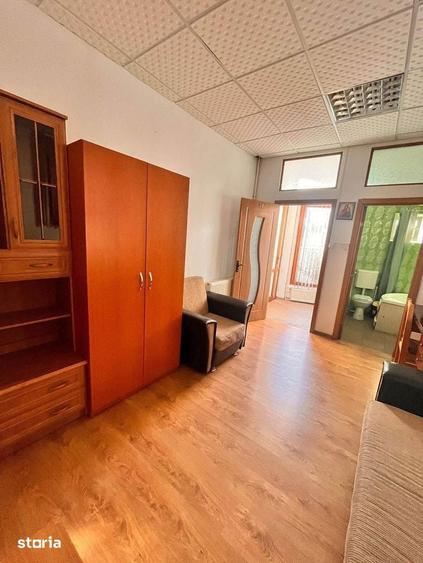 Apartament cu 3 camere în Tătărași
