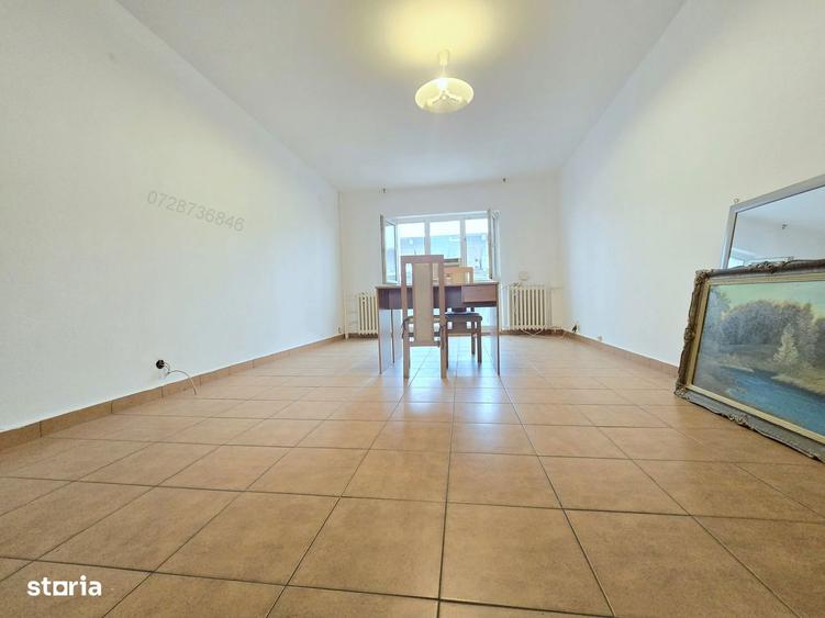 Apartament cu 5 camere în Centrul Civic