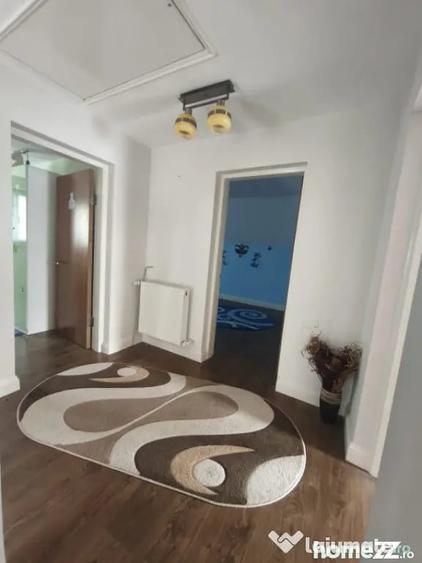 Casă cu 4 camere cu Teren 2600 Mp în Horodnic