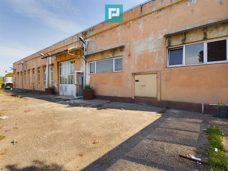 Spațiu industrial, de 445 mp, în Aradul Nou