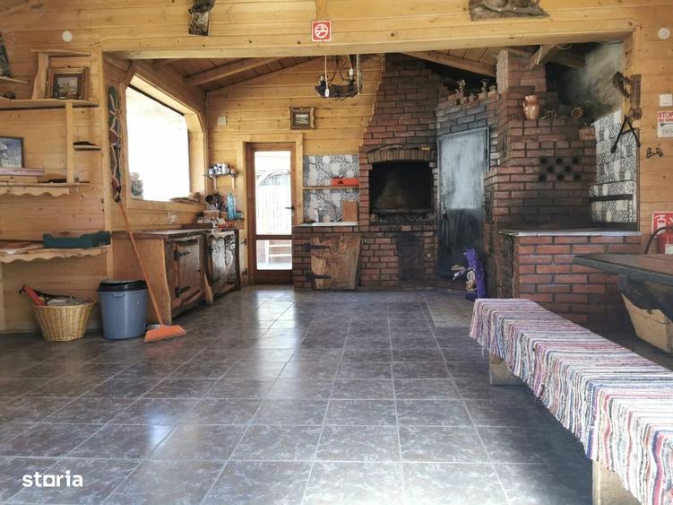 Casă cu 4 camere cu Teren 3125 Mp în Central