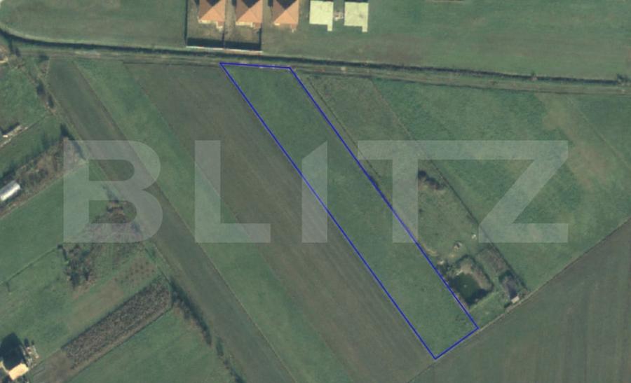 Teren agricol extravilan de 5000 mp, în Amați