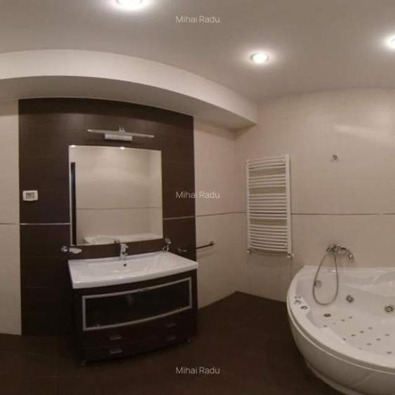 Apartament cu 3 camere semidecomandat, mobilat în Herăstrău