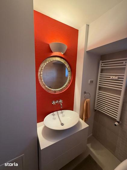 Apartament cu 4 camere în Decebal