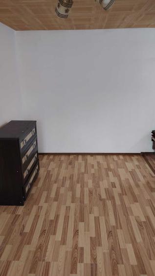 Apartament cu 2 camere semidecomandat în Petros