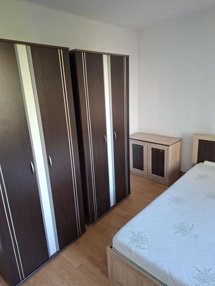 Apartament cu 2 camere semidecomandat în Căprioara