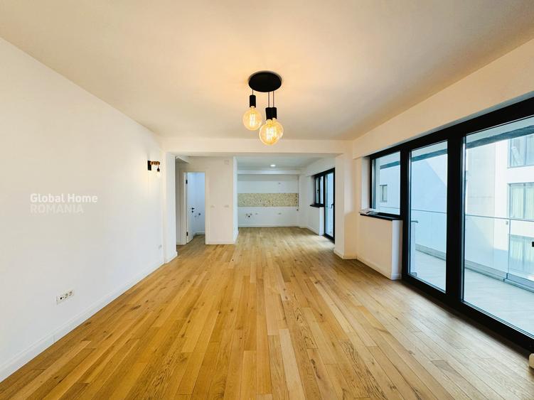 Apartament cu 3 camere semidecomandat în Polonă