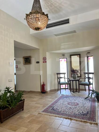Casă individuală cu 10 camere cu Canalizare în Bălcescu