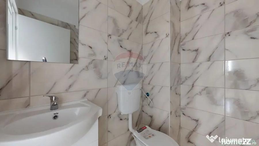 Apartament cu 3 camere decomandat în Sânpetru
