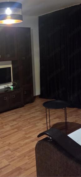 Apartament cu 2 camere decomandat în Decebal