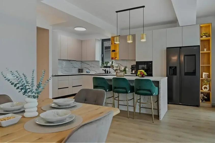 Penthouse cu 2 camere decomandat în Tunari