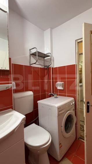 Apartament cu 3 camere decomandat, mobilat în Sângeorgiu de Mureș