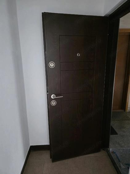 Apartament cu 2 camere nedecomandat în Romanilor