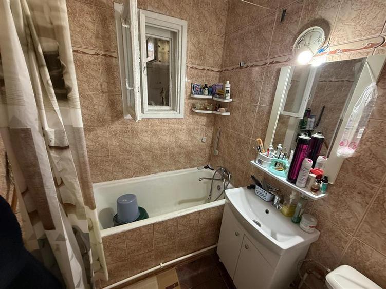 Apartament cu 2 camere semidecomandat în Tătărași