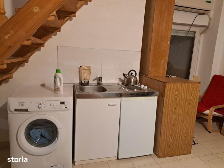 Casă cu Teren 2000 Mp în Tărtășești
