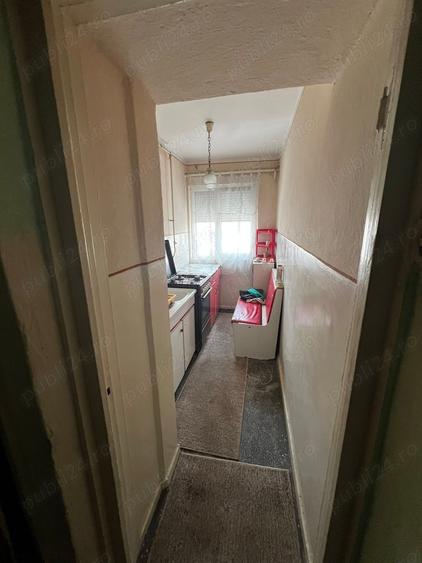 Apartament cu 2 camere semidecomandat în Micro 15