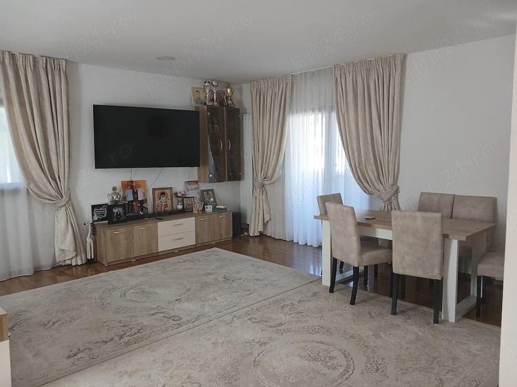 Casă cu Teren 600 Mp în Central