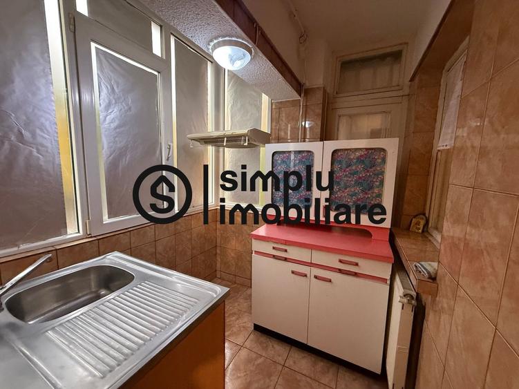 Apartament cu 2 camere decomandat în George Enescu