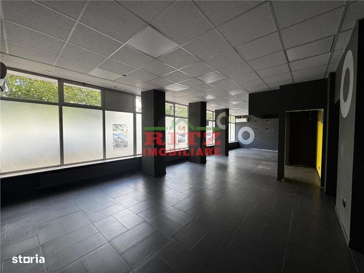 Spațiu comercial, de 140 mp, în Gară