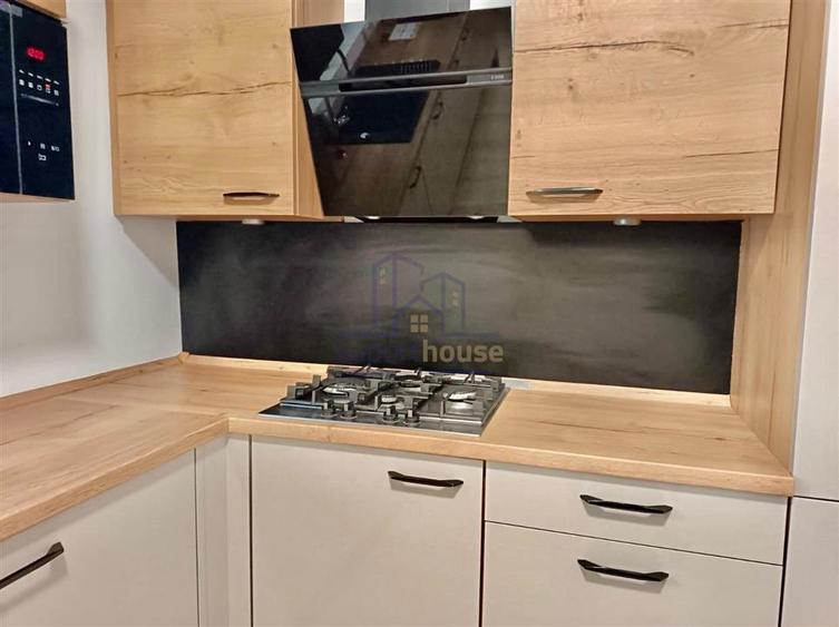 Casă cu 4 camere cu Teren 450 Mp în Albert